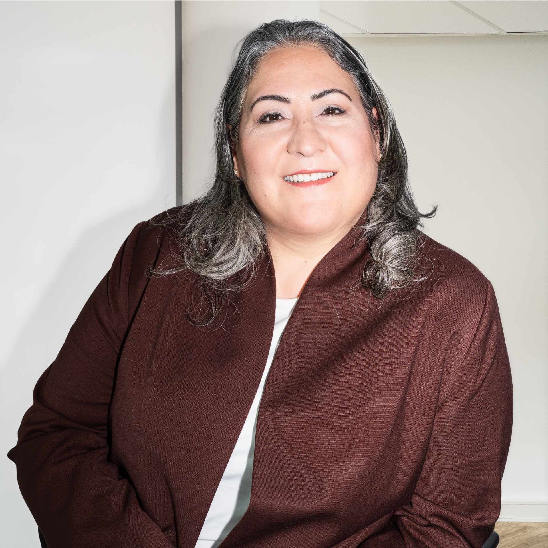 Portret Zehra Sezen