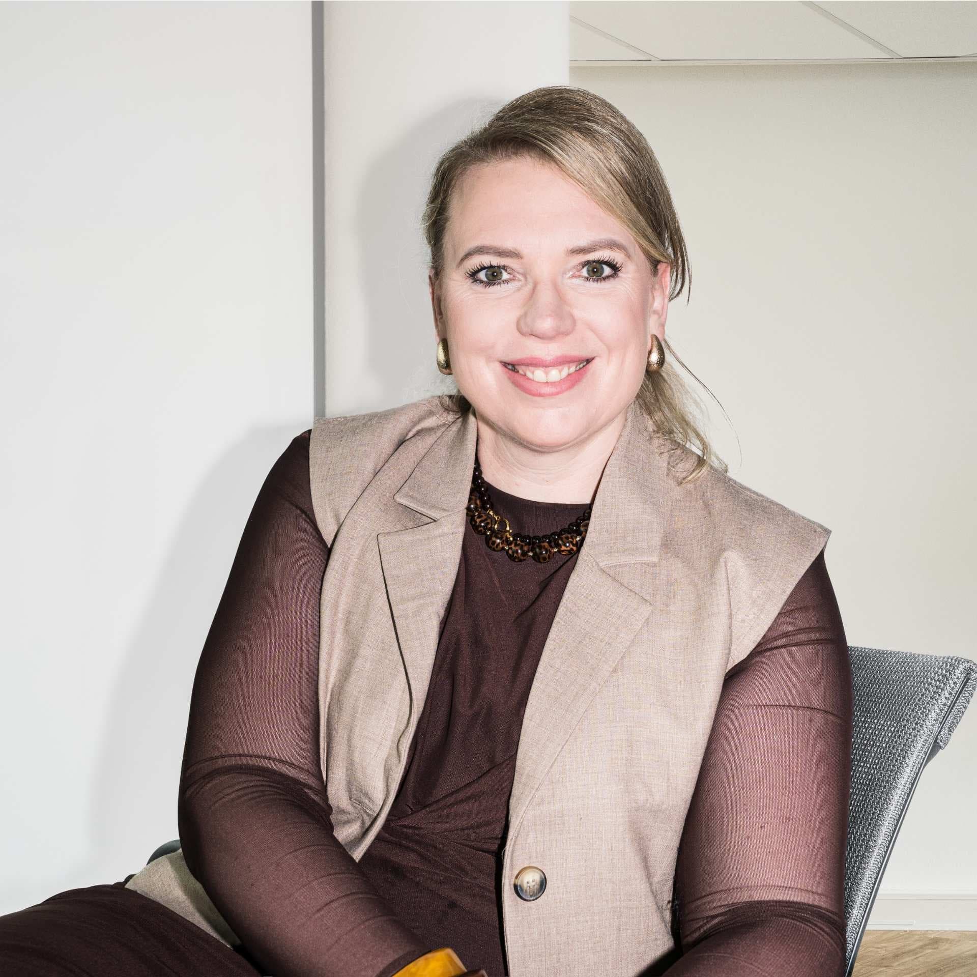 Mirjam Bes